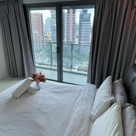 De Home At Summer Suites Klcc Kuala Lumpur Exterior photo
