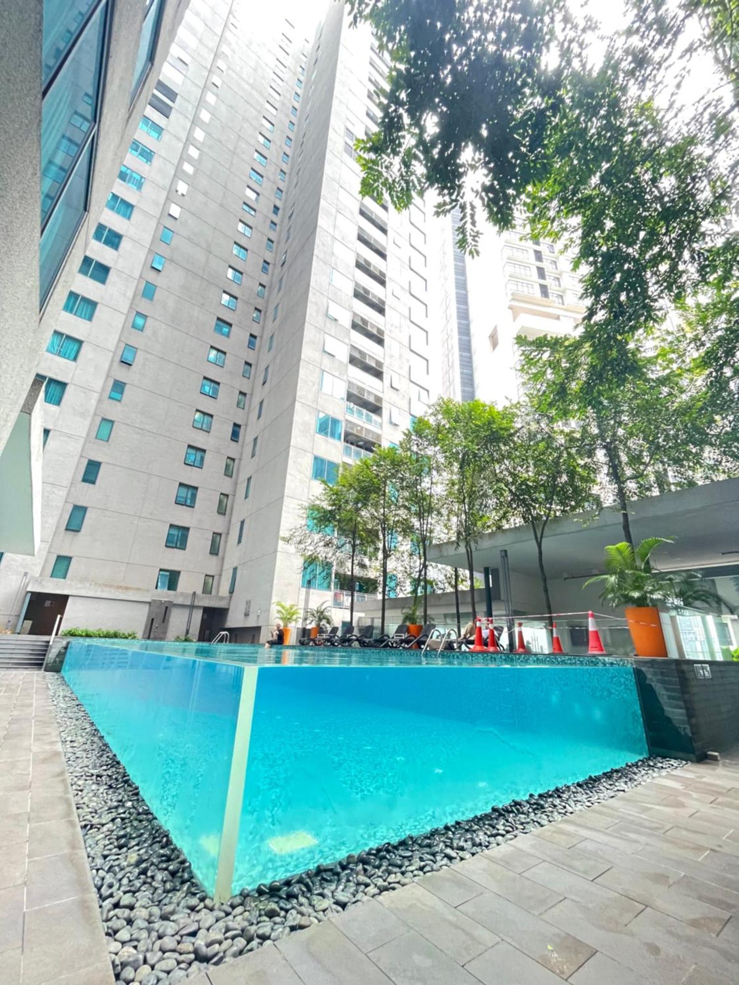 De At Summer Klcc Kuala Lumpur