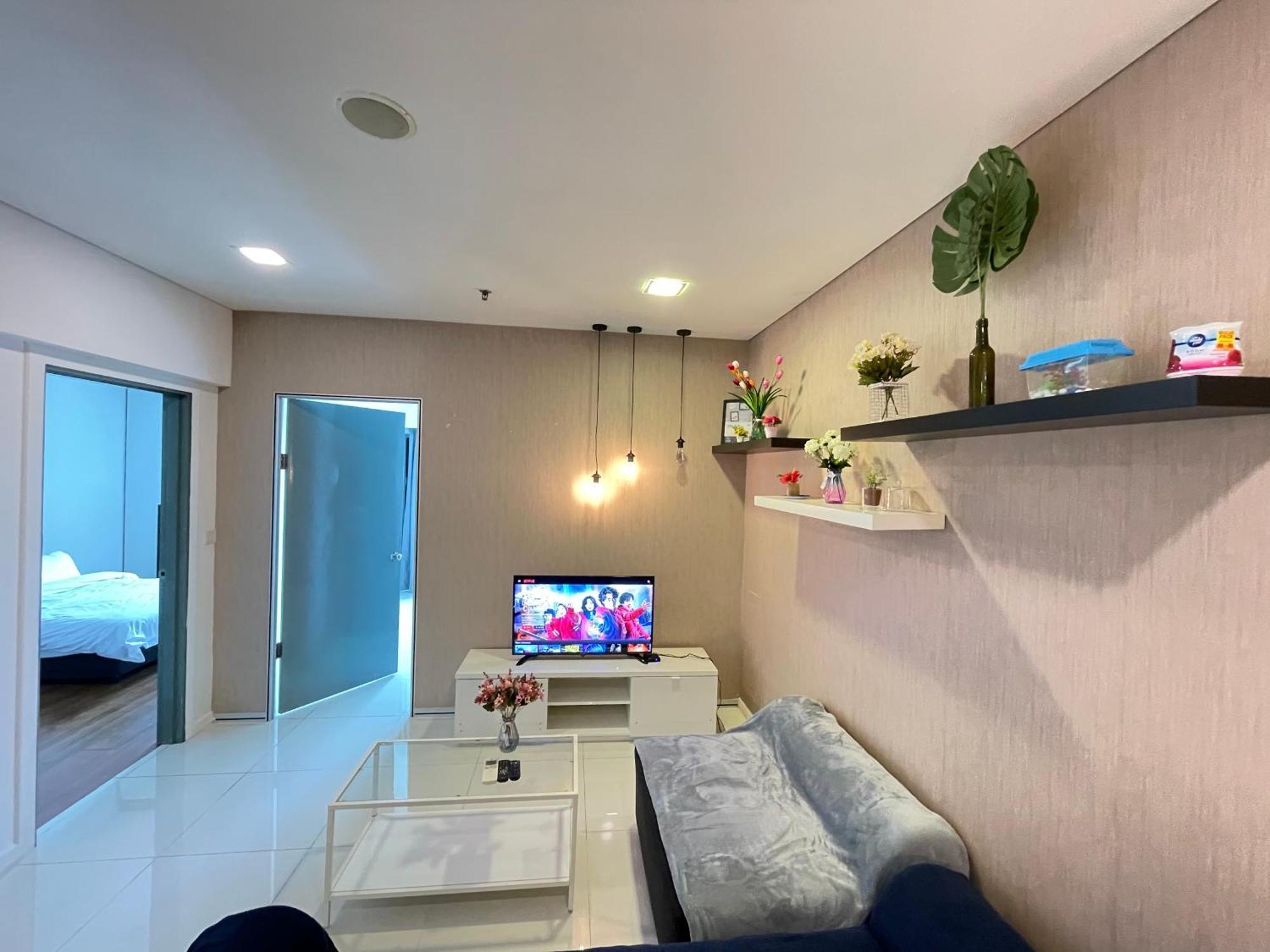 De At Summer Klcc Homestay