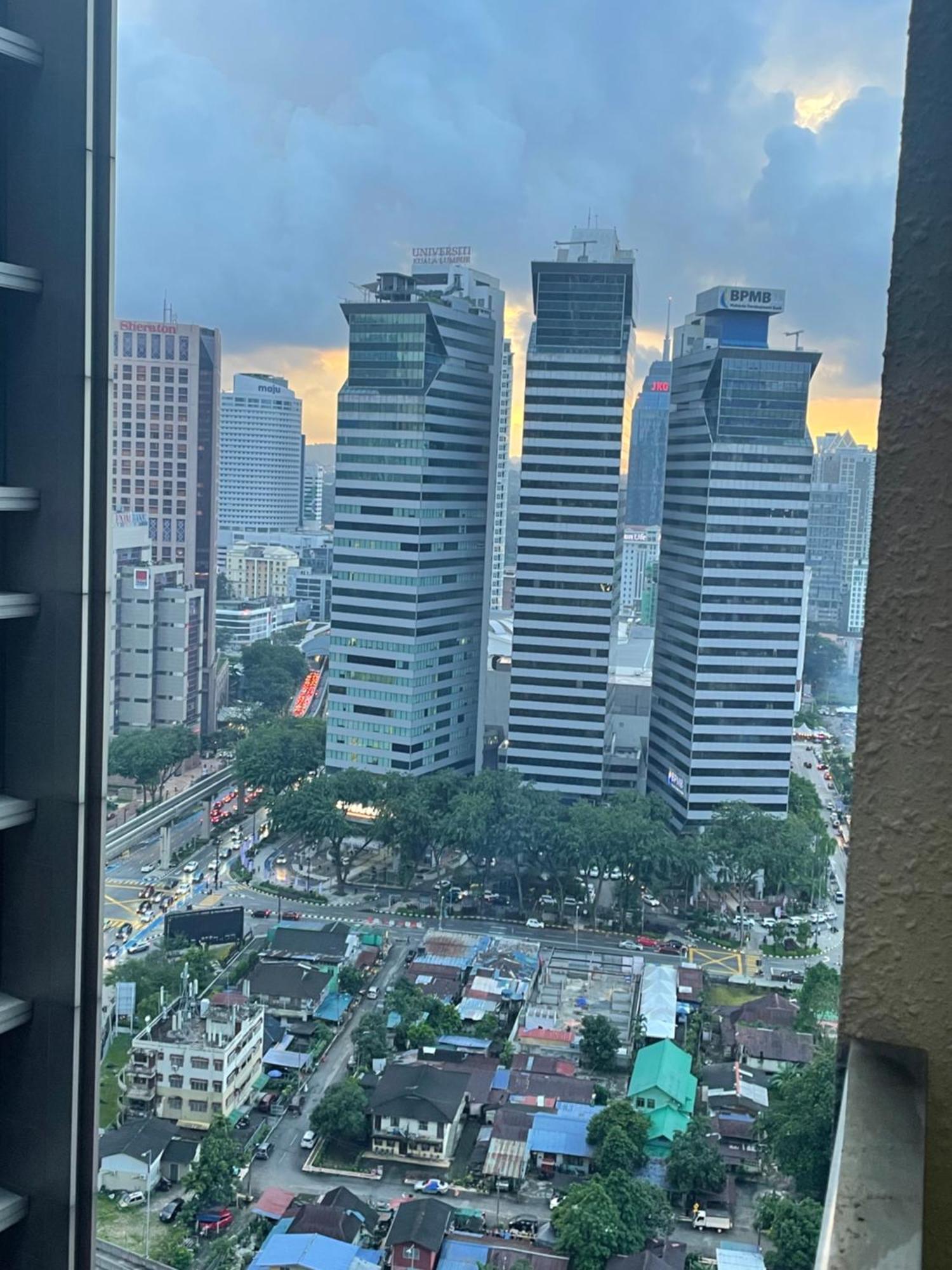 De At Summer Klcc * Kuala Lumpur